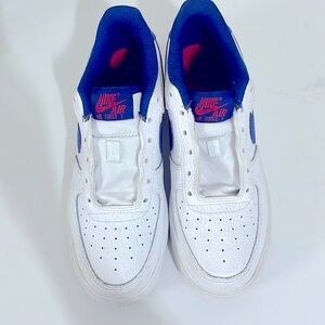 Nike Air force 1: Royal Blue.